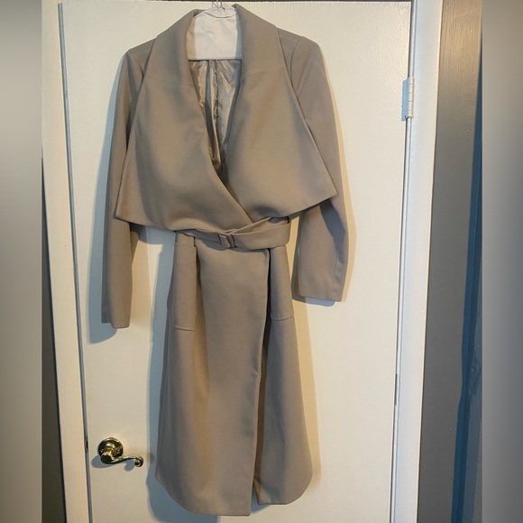 LIONESS GREY BELTED WRAP COAT - Picture 4 of 5